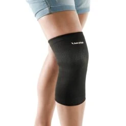 Back On Track Classic Line Therapueutic 2 Way Stretch Knee Brace - Black -Ovation Sale Shop 539805 800 800