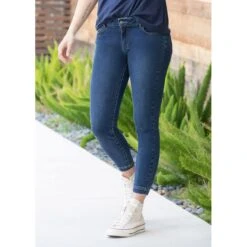EQL Women's In Motion Cropped Jean - Midnight Wash -Ovation Sale Shop 598719 800 800